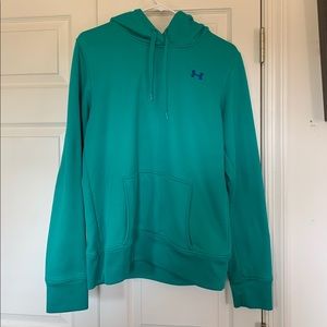 Under Armor sweatshirt